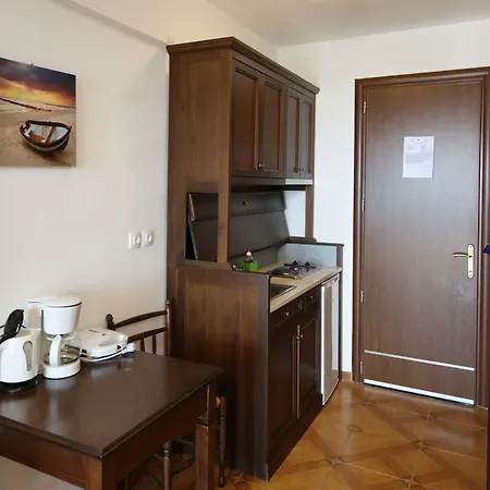 Marilena 3* Patitiri