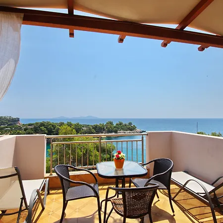 Marilena Apartahotel 3*