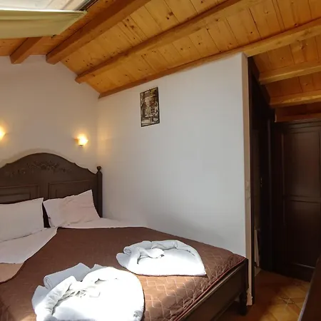 Marilena Hotel apartamentowy Patitiri
