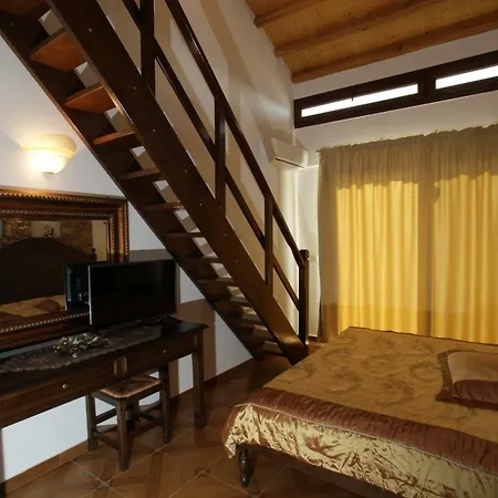 Apartahotel Marilena 3*